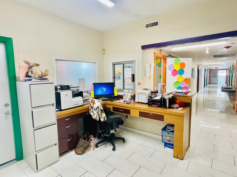 7338 McHenry St, Houston, TX à vendre - Photo de l’immeuble – Image 3 sur 22