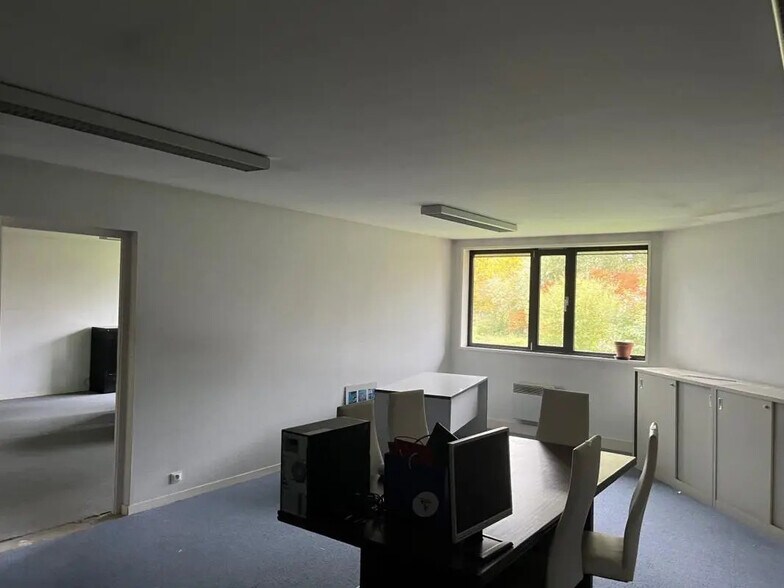 Bureau dans VILLENEUVE-D'ASCQ à vendre - Photo de l’immeuble – Image 3 sur 6