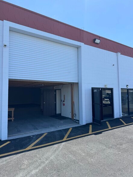 2297-2317 American Ave, Hayward, CA à vendre - Photo de l’immeuble – Image 3 sur 4