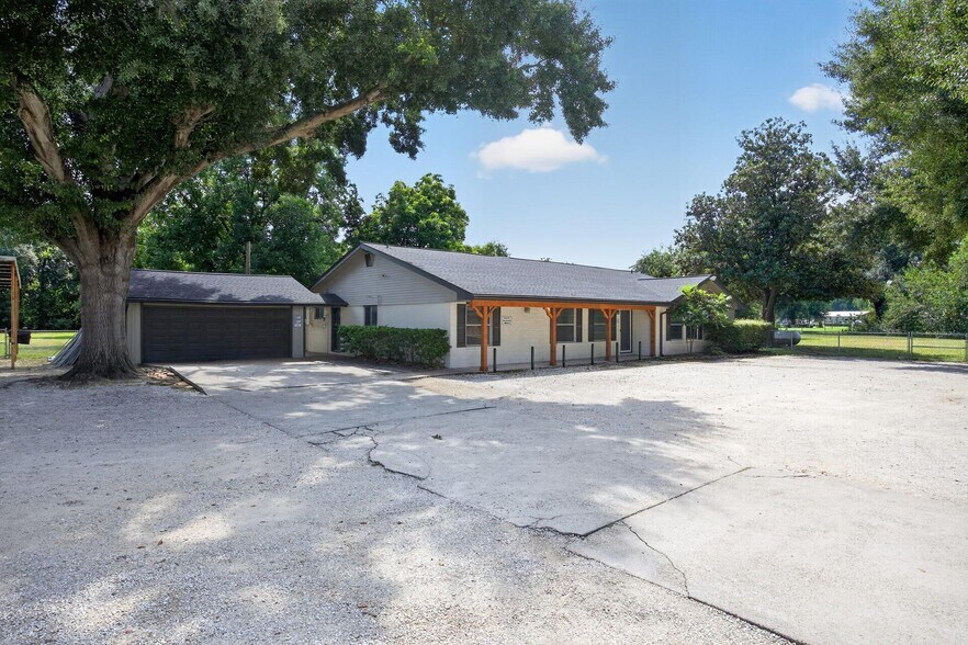 9326 Kay Ln, Houston, TX à vendre - Photo de l’immeuble – Image 3 sur 39