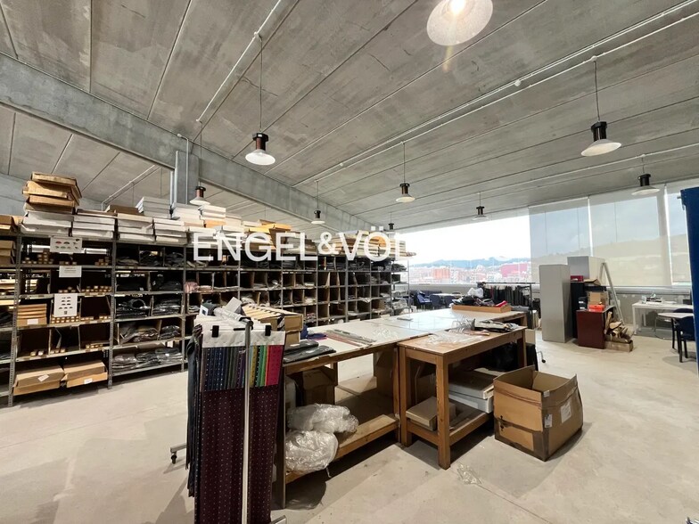 View Photo