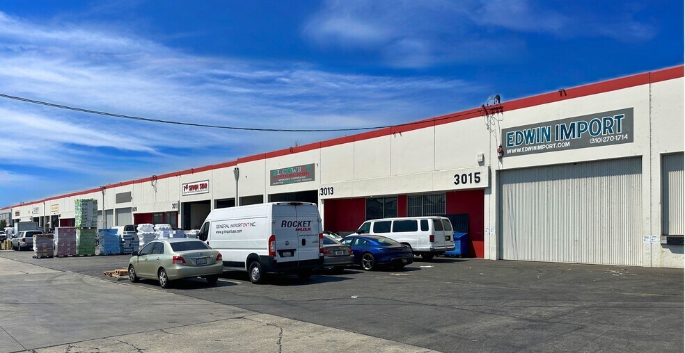 3001-3031 Bandini Blvd, Los Angeles, CA à louer - Photo de l’immeuble – Image 2 sur 10