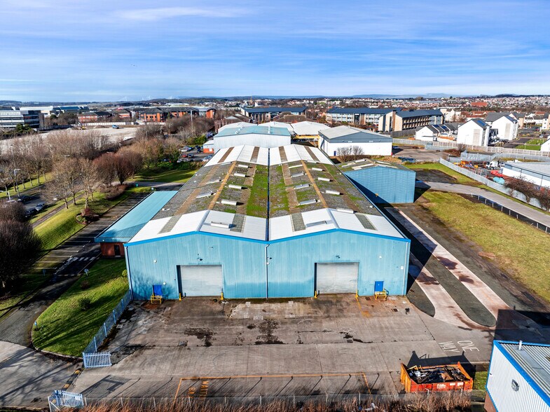 24 South Gyle Cres, Edinburgh à louer - Photo de l’immeuble – Image 3 sur 6