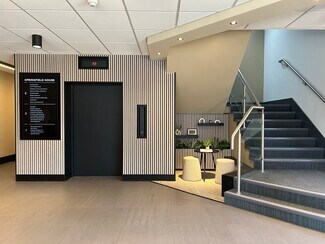Plus de détails pour Water Ln, Wilmslow - Bureau à louer