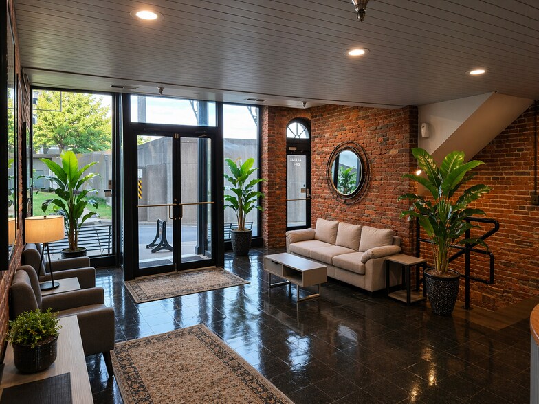 101 N 7th St, Louisville, KY à louer - Photo de l’immeuble – Image 2 sur 8