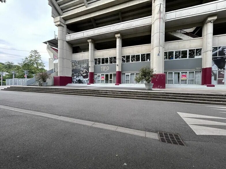 3 Boulevard Saint-Symphorien, Longeville-lès-Metz à louer - Photo de l’immeuble – Image 2 sur 13