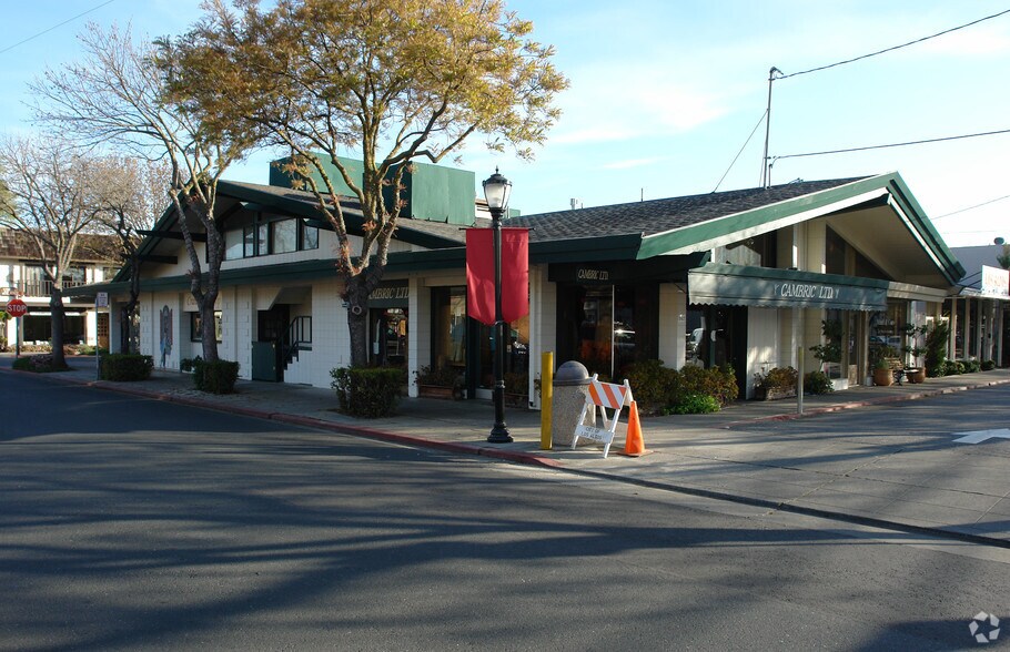 293-295 State St, Los Altos, CA à louer - Photo principale – Image 1 sur 8