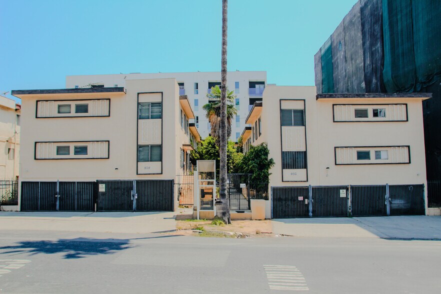 926-932 Fedora St portefeuille de 2 biens à vendre sur LoopNet.fr - Photo de l’immeuble – Image 1 sur 7