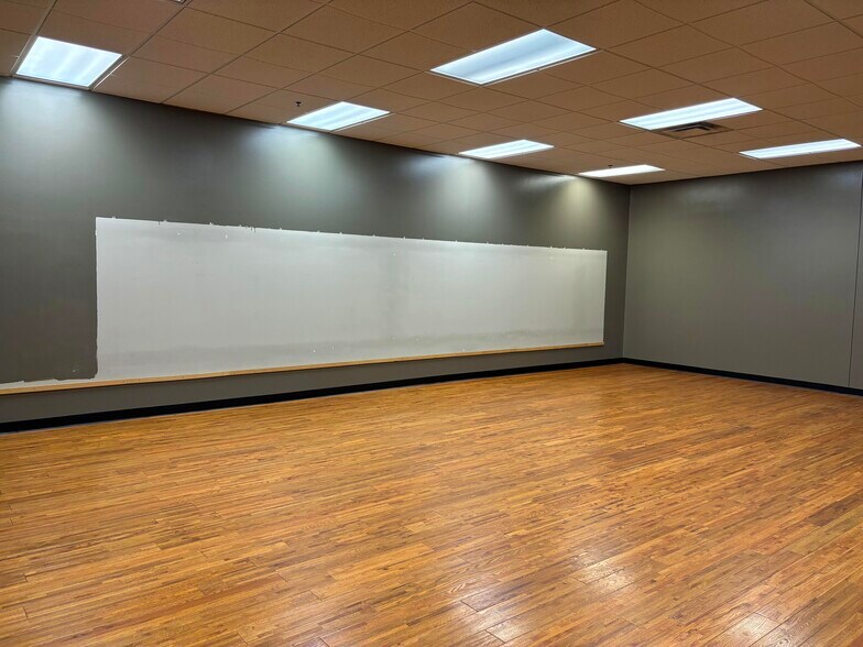 10530-10546 Maysville Rd, Fort Wayne, IN à louer - Photo intérieure – Image 3 sur 6