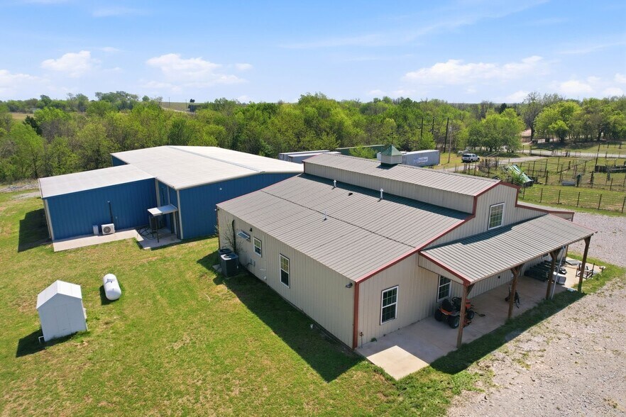17052 NE North Dr, Fletcher, OK à vendre - Photo principale – Image 1 sur 32