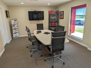 112 SW HK Dodgen Loop, Temple, TX à louer Photo de l’immeuble– Image 1 sur 5