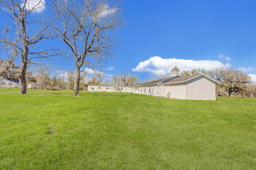 3922 County Road 353, Brazoria, TX à vendre - Photo de l’immeuble – Image 2 sur 58