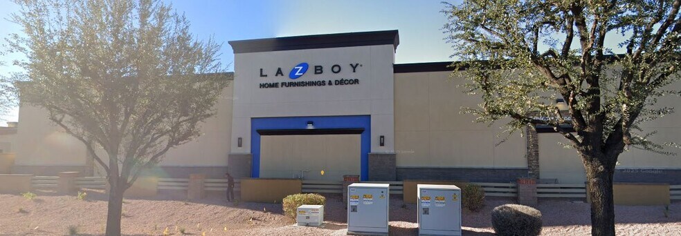 La-Z-Boy Corporate Sale-Leaseback portefeuille de 5 biens à vendre sur LoopNet.fr - Photo de l’immeuble – Image 3 sur 3