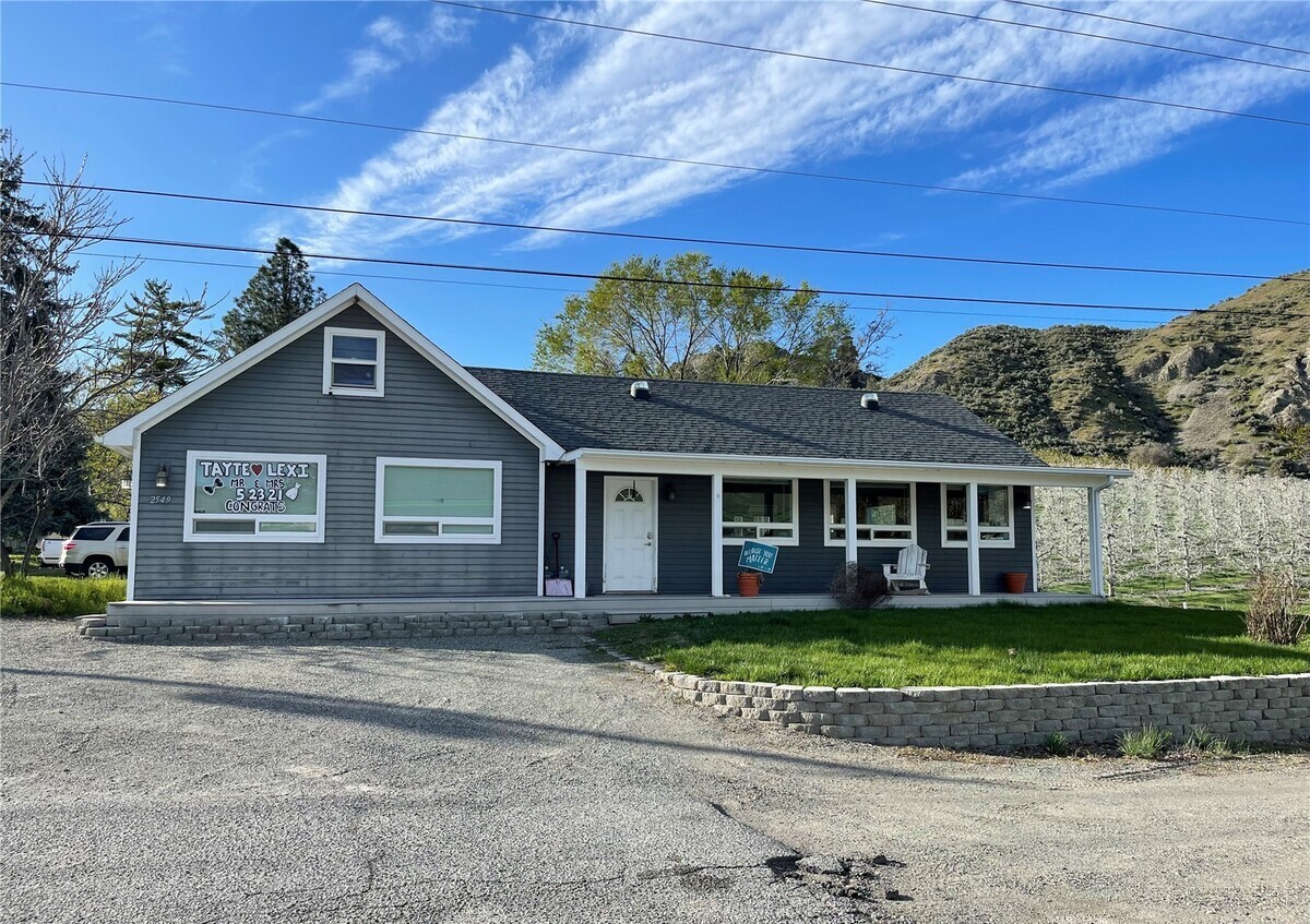 2549 4th Ave N, Okanogan, WA à vendre Photo principale– Image 1 sur 20