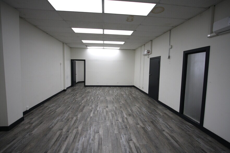 160 W 33rd St, Los Angeles, CA à louer - Photo de l’immeuble – Image 3 sur 16