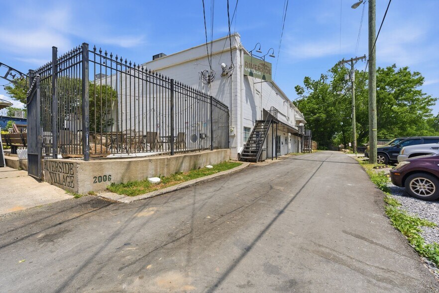 1404-1406 McGavock Pike, Nashville, TN à louer - Photo de l’immeuble – Image 3 sur 33
