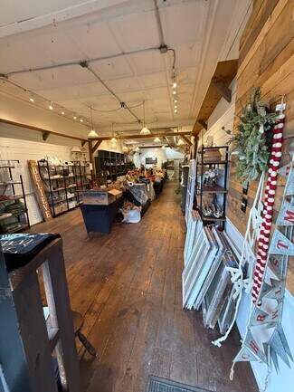 Plus de détails pour 2704 Grand Ave, Bellmore, NY - Local commercial à louer