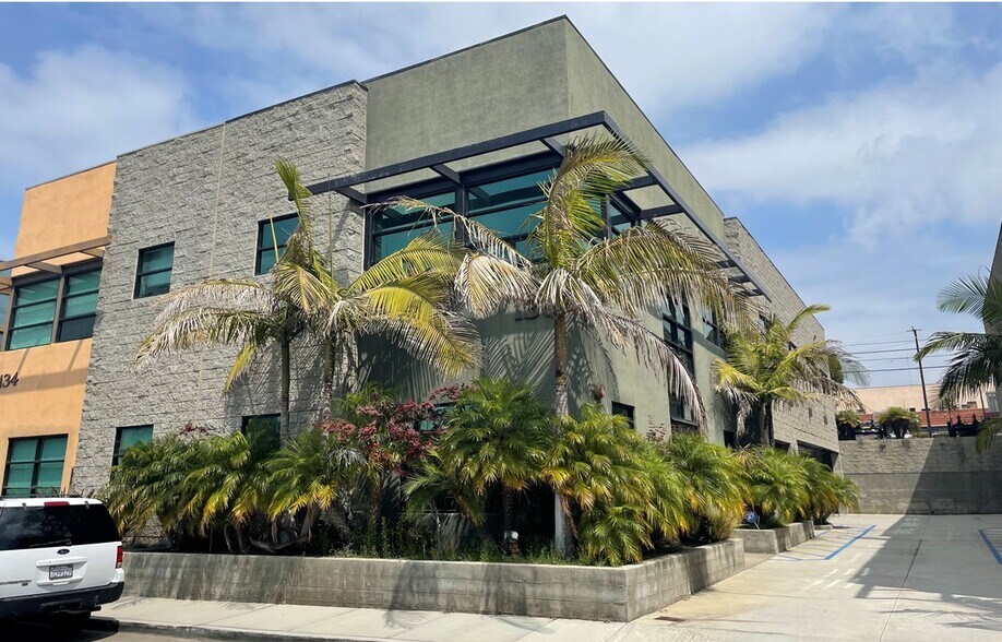 130 Lomita St, El Segundo, CA à louer - Photo de l’immeuble – Image 1 sur 42