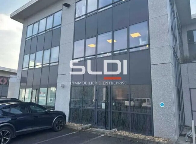 Plus de détails pour Bureau à louer