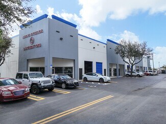 Plus de détails pour 955 NW 159th Dr, Miami, FL - Industriel/Logistique à louer