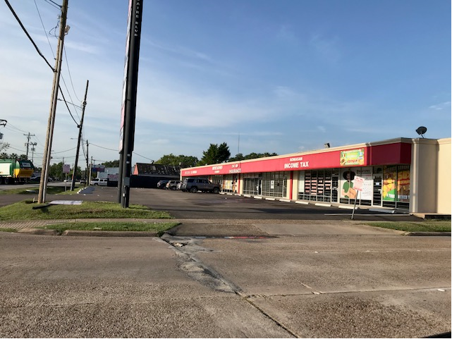 5701 Bellaire Blvd, Houston, TX à louer - Photo de l’immeuble – Image 3 sur 3