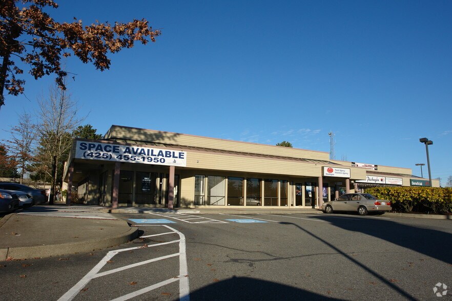 909 SE Everett Mall Way, Everett, WA à vendre - Photo de l’immeuble – Image 2 sur 4