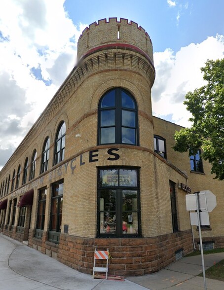601-625 Williamson St, Madison, WI à louer - Photo de l’immeuble – Image 2 sur 11