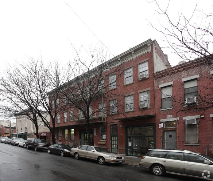 167 N 9th St, Brooklyn, NY à louer - Photo de l’immeuble – Image 3 sur 3