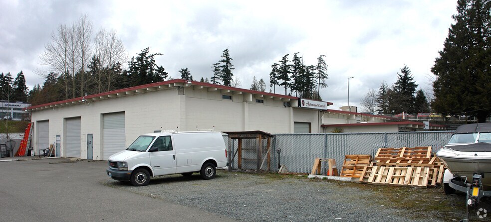 11447 120th Ave NE, Kirkland, WA à louer - Photo de l’immeuble – Image 3 sur 3