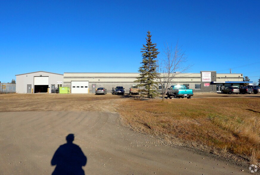 1102 6th St, Nisku, AB à vendre - Photo de l’immeuble – Image 3 sur 5