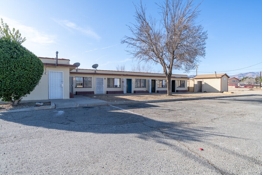 38717 6th St E, Palmdale, CA à vendre - Photo de l’immeuble – Image 3 sur 21