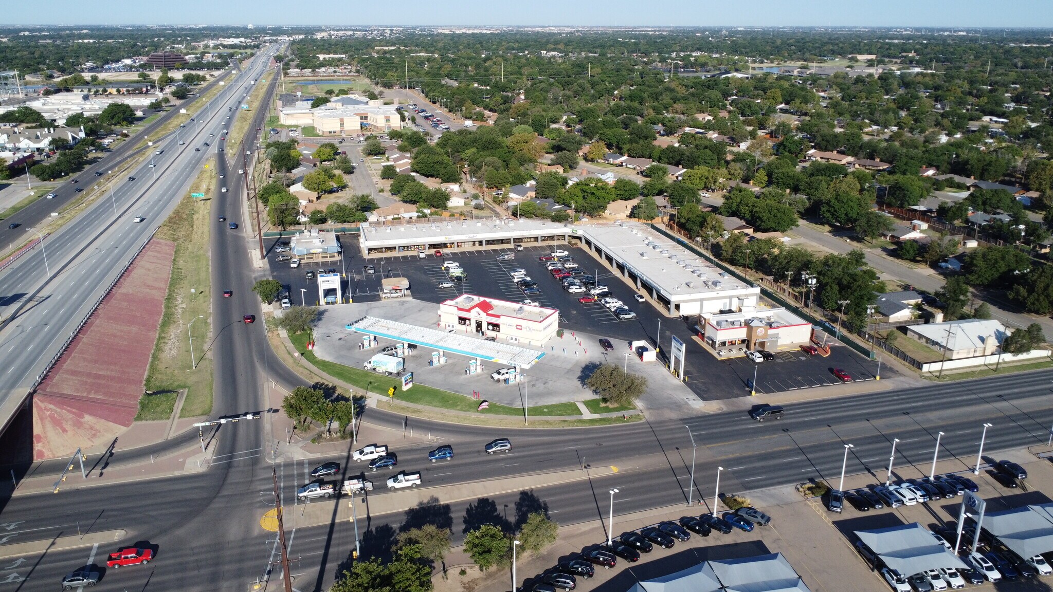 7006 University Ave, Lubbock, TX à louer Photo principale– Image 1 sur 5