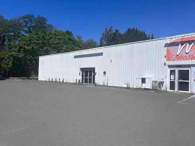 Plus de détails pour Local commercial à louer