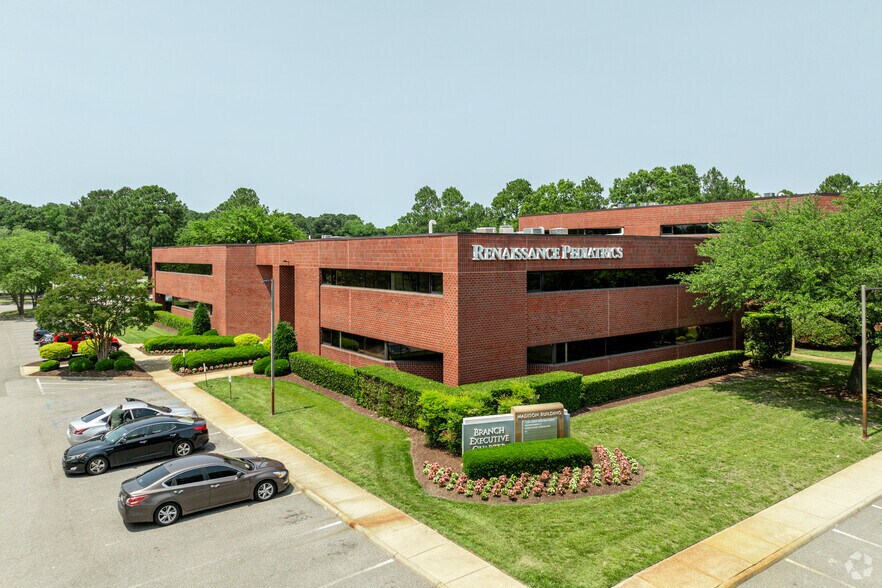 4012 Raintree Rd, Chesapeake, VA à louer - Photo principale – Image 1 sur 4
