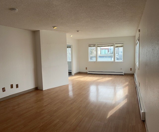 225 N Park St, Anchorage, AK à vendre - Photo de l’immeuble – Image 3 sur 37