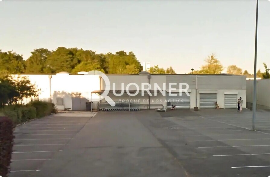 Local commercial dans Vitry-le-François à louer - Photo de l’immeuble – Image 1 sur 4