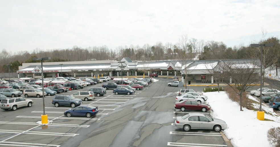 7475-7561 Huntsman Blvd, Springfield, VA à louer - Photo de l’immeuble – Image 2 sur 7