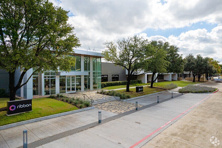 6500 Chase Oaks Blvd, Plano, TX à louer - Photo de l’immeuble – Image 1 sur 8