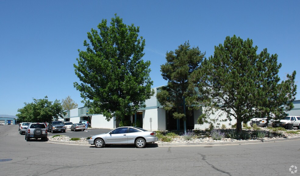 56-104 E Glendale Ave, Sparks, NV à louer - Photo principale – Image 3 sur 9