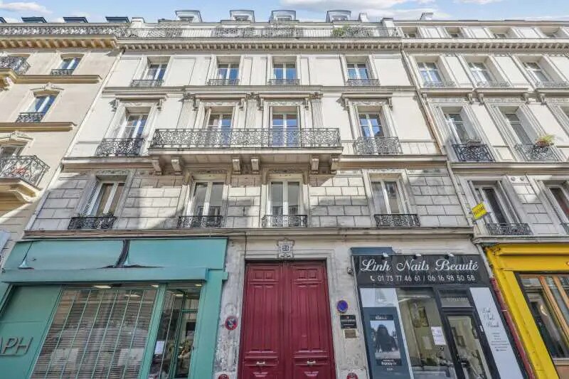 28 Rue Bergère, Paris à louer - Photo de l’immeuble – Image 1 sur 14