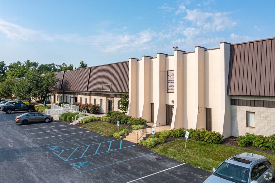 701B Ashland Ave, Folcroft, PA à louer - Photo principale – Image 1 sur 6