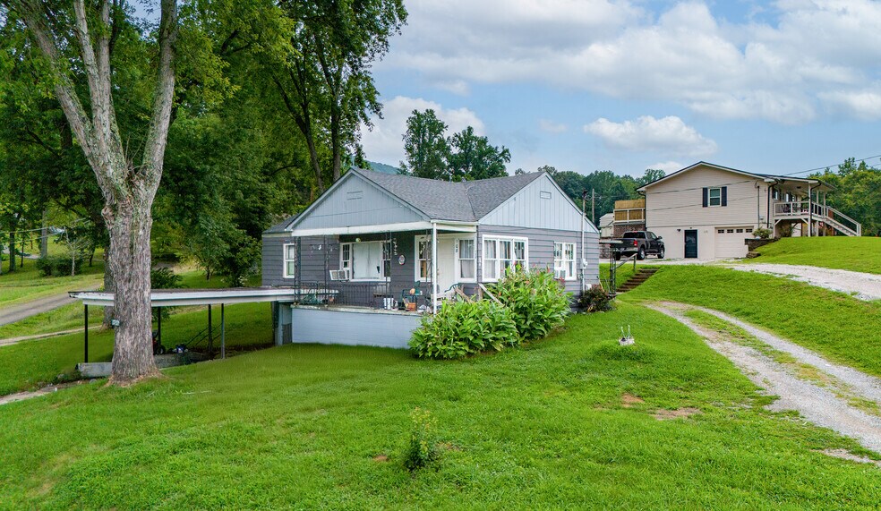 15 Unit Portfolio - Roane County, TN portefeuille de 12 biens à vendre sur LoopNet.fr - Photo de l’immeuble – Image 2 sur 11