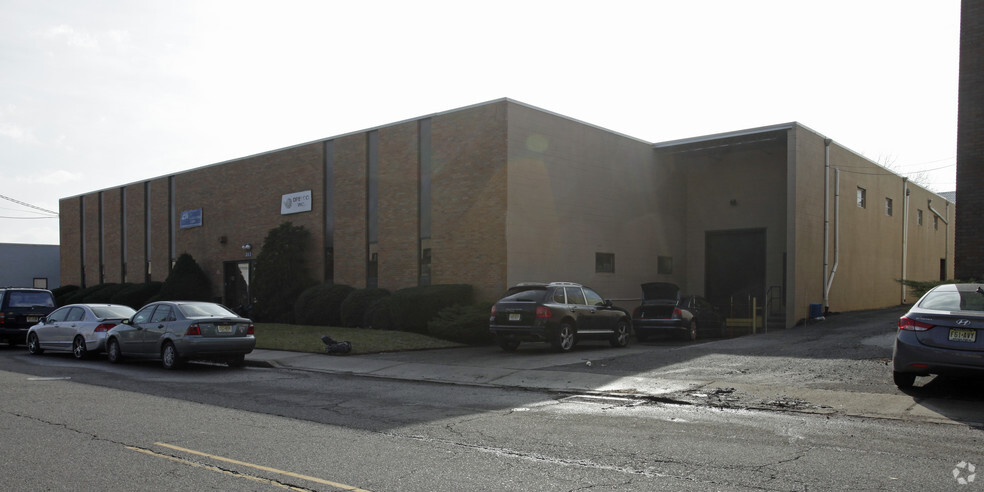 263 Veterans Blvd, Carlstadt, NJ à louer - Photo de l’immeuble – Image 2 sur 2