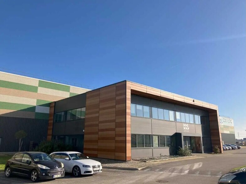 18 Allée Du Grand Totem - Rd1006, Saint-Quentin-Fallavier à louer - Photo de l’immeuble – Image 3 sur 19