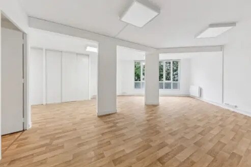 Bureau dans Paris à louer - Photo de l’immeuble – Image 3 sur 8