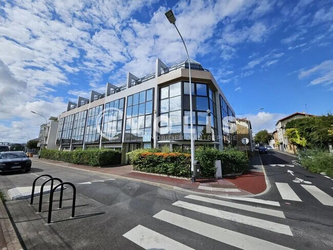 Plus de détails pour Bureau à louer