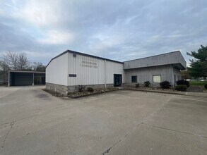 313 Country Club Rd, Meadow Lands, PA à louer Photo de l’immeuble– Image 1 sur 61