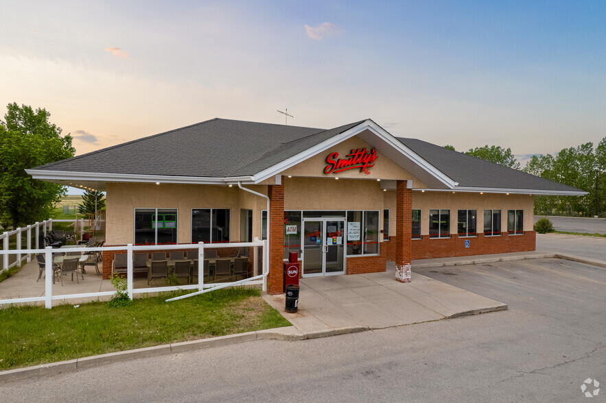 1515 13th Ave SE, High River, AB à vendre - Photo principale – Image 1 sur 9