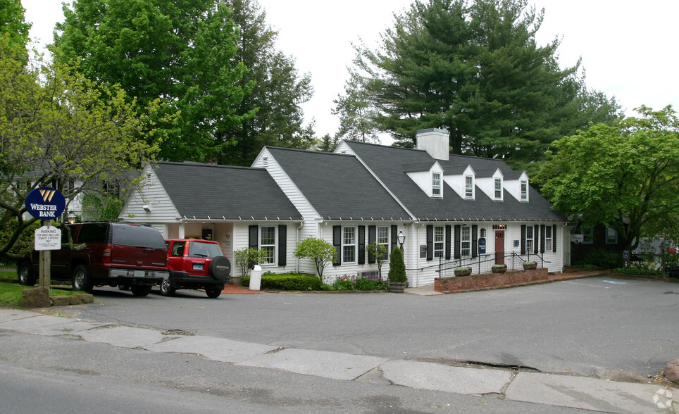 1-3 Brick Walk Ln, Farmington, CT à vendre - Photo principale – Image 1 sur 2