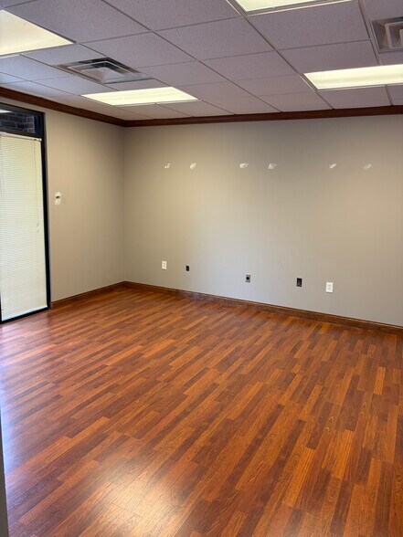 533 High St, Bowling Green, KY à louer - Photo de l’immeuble – Image 2 sur 11
